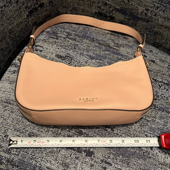 NWOT beautiful Radley bag in soft pebbled leather. - Picture 13 of 15